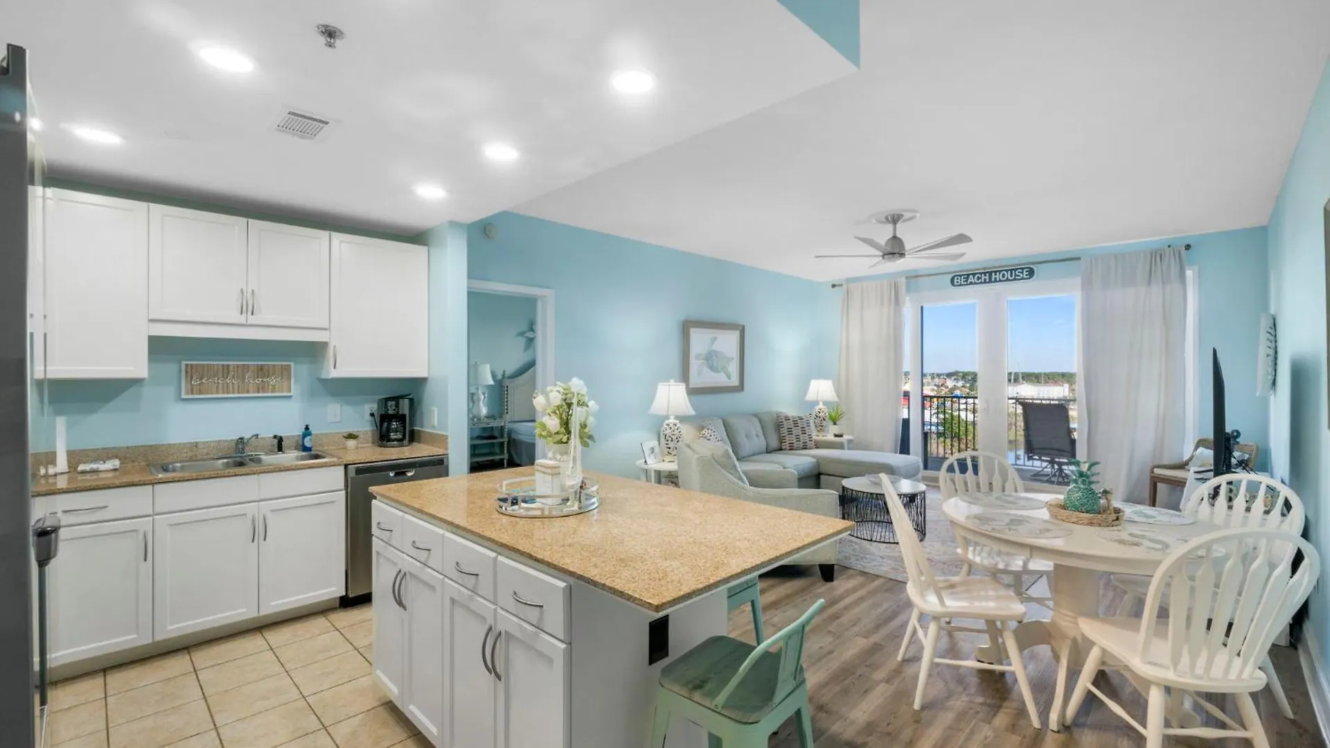 Laketown Wharf #828 By Nautical Properties Panama City Beach United States